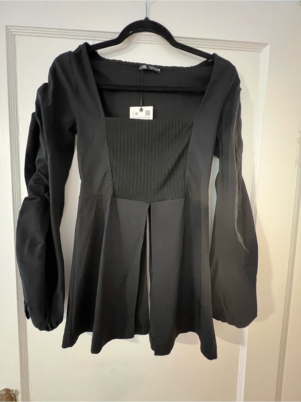 Zara Black Long Sleeve Square Neck Blouse
